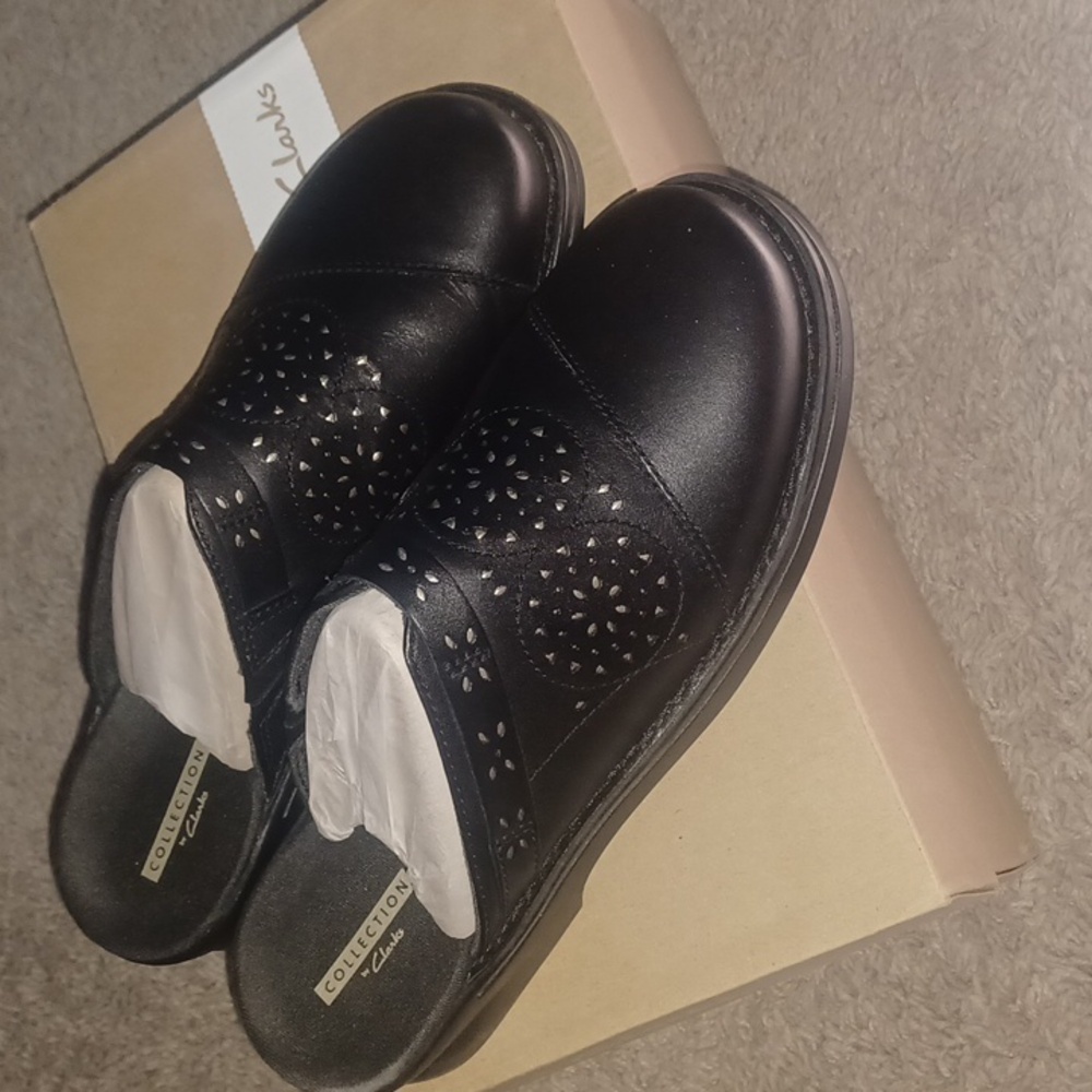 Women's Clark's Renata black shoes 9
